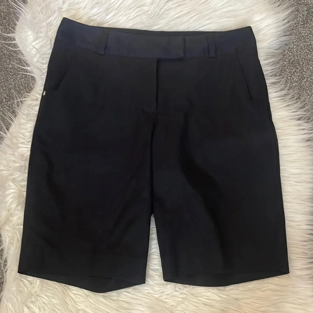 Women’s Swing black Bermuda shorts 4